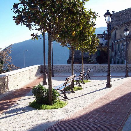 La Locanda Del Ruspante Castro dei Volsci Exterior foto